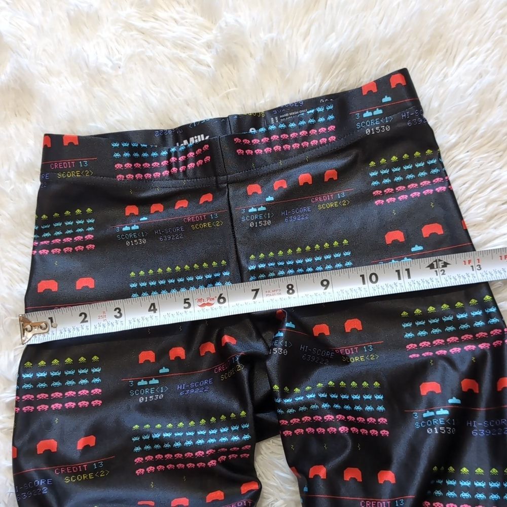 Blackmilk Rainbow Space Invaders Video Game Score Print Leggings Size Small - Picture 11 of 13